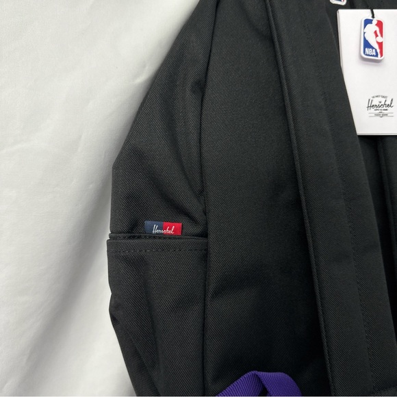 Herschel Supply Co NBA Los Angeles Lakers Backpack - Picture 8 of 12